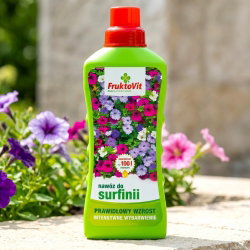 Mineralny nawóz do surfinii - Fruktovit - 1 litr