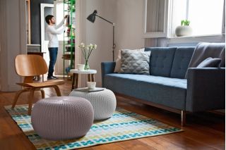 Pufa KNIT - idealna do ogrodu i na taras - fioletowa