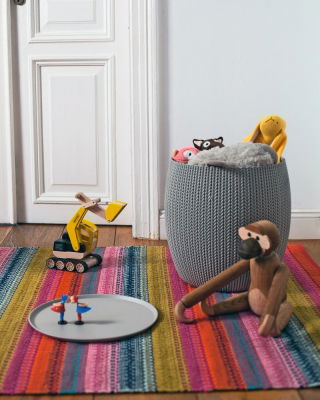 Stolik KNIT - idealny do ogrodu i na taras - szary